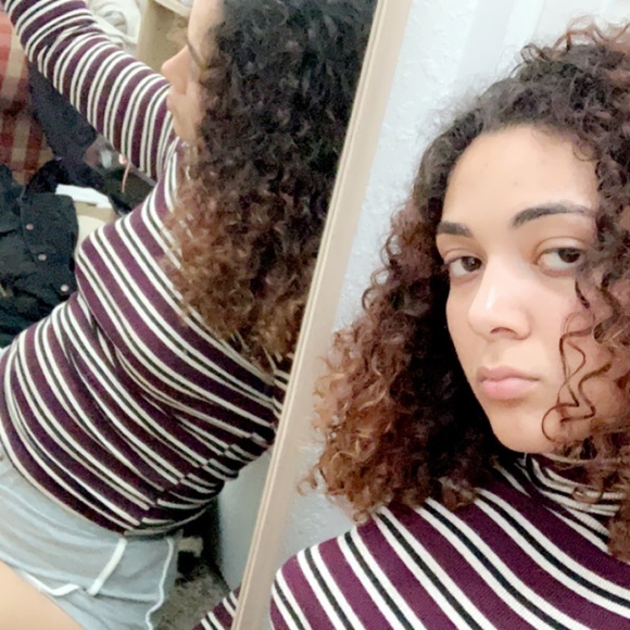 Meet your Posher, Lauren - Picture 7 of 7